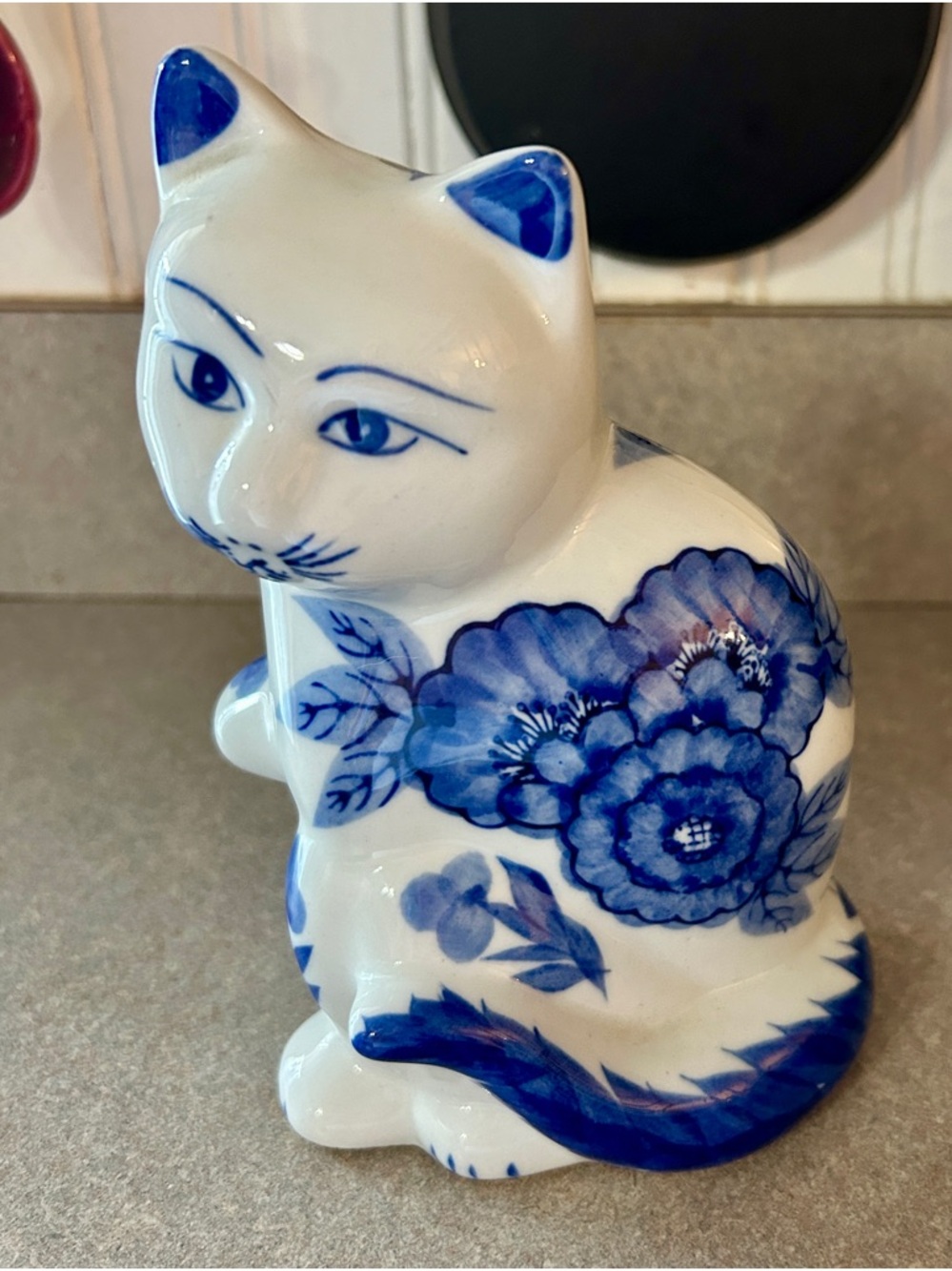 Vintage Blue & White porcelain cat